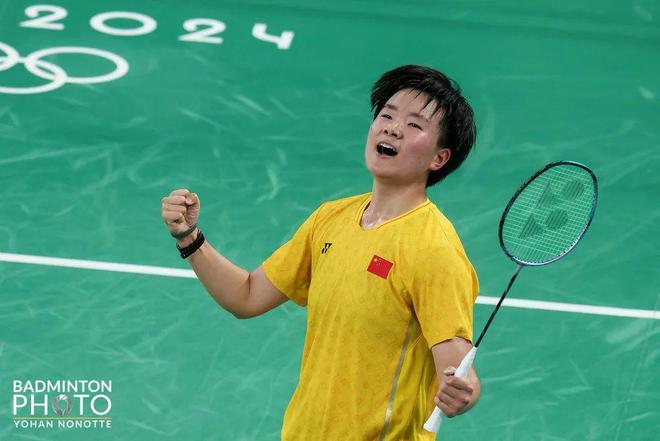 场上依旧保 场上依旧保