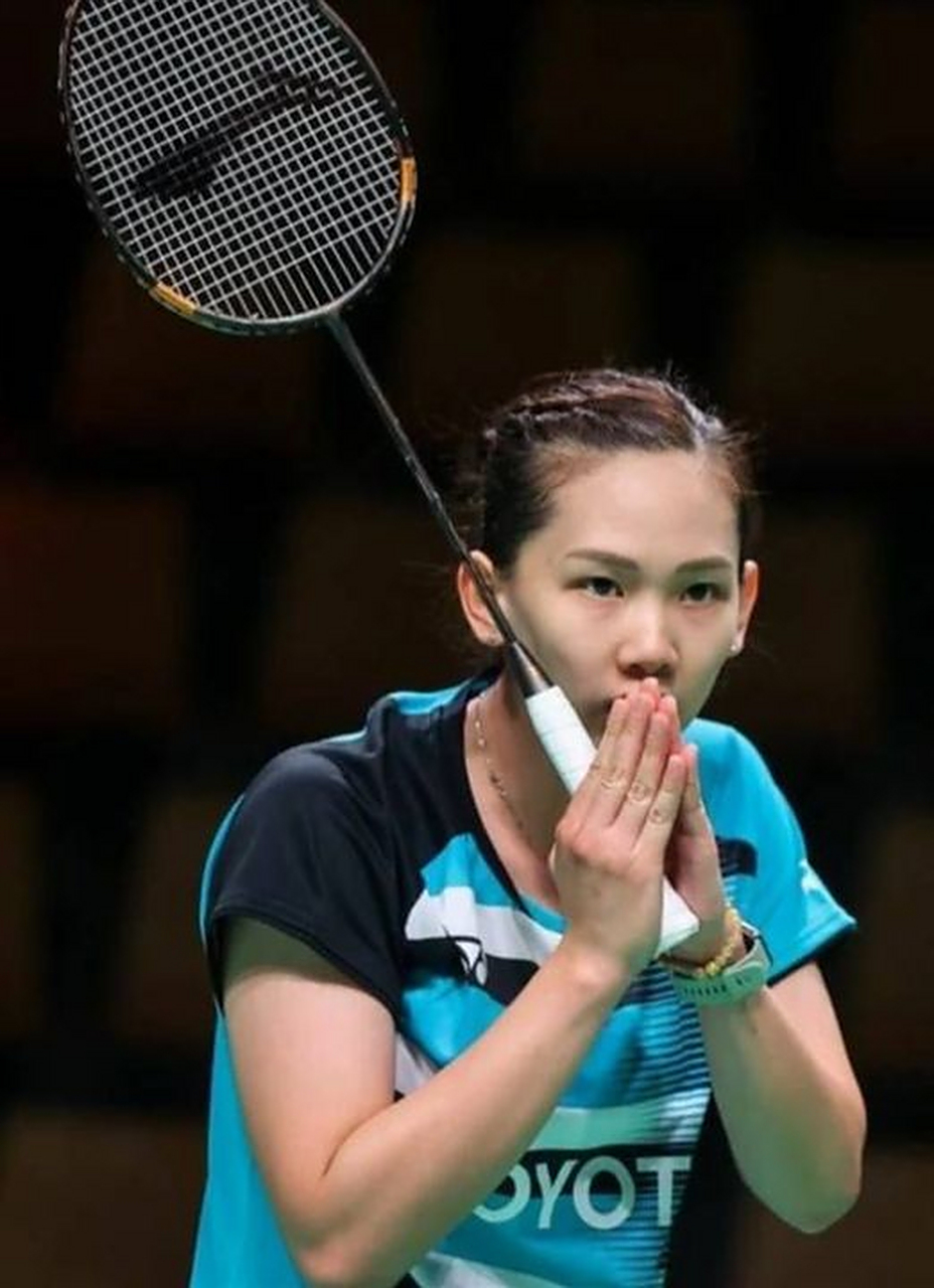 慈善活动中 慈善活动中