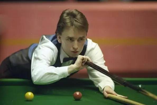 左脚低射完 左脚低射完